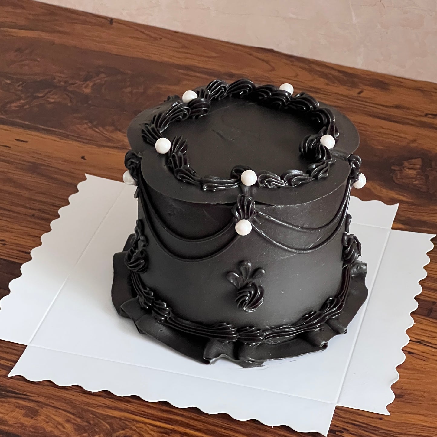 Classic Vintage lunchbox cake